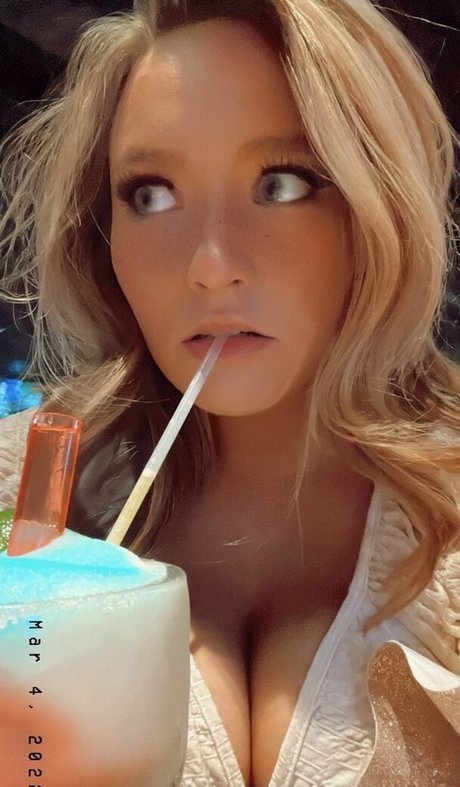 Ohhhayitstays actrice artistique collection