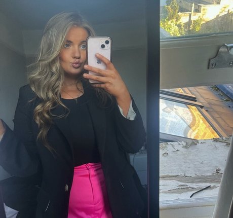 nu en extérieur onlyfans plutôt meilleur des photos