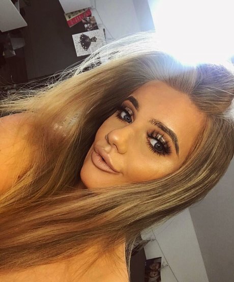 cul écarté onlyfans belle qualité galerie