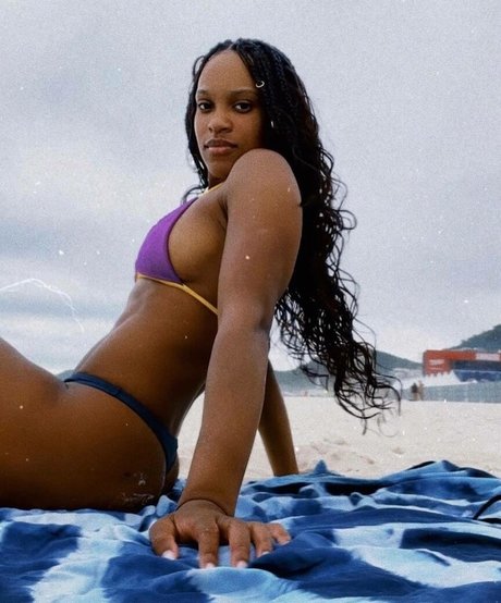 Rebeca Andrade actrice chaude img