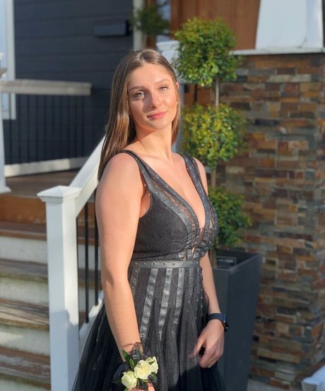 Efiyenia Stavropoulos star érotique img