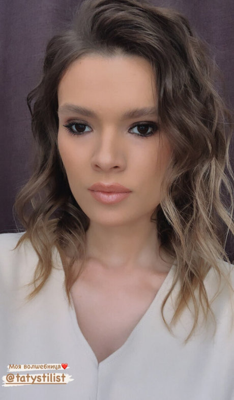 Sveta Koltunova beau modèle collection