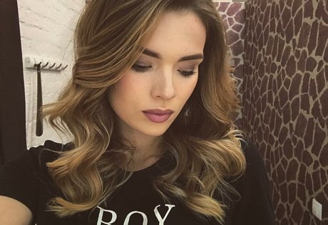 Sveta Koltunova actrice de nus des photos