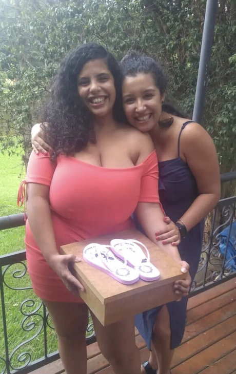 Mayla Coimbra star du porno chaude galerie