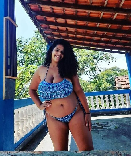 Mayla Coimbra star exclusive photos