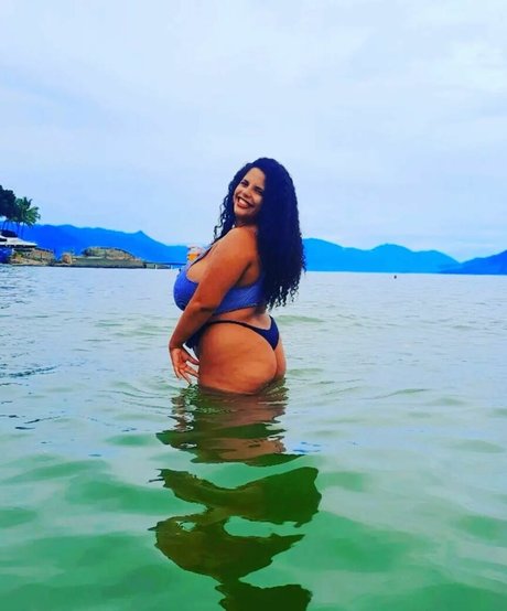 Mayla Coimbra sexe de star du porno des photos