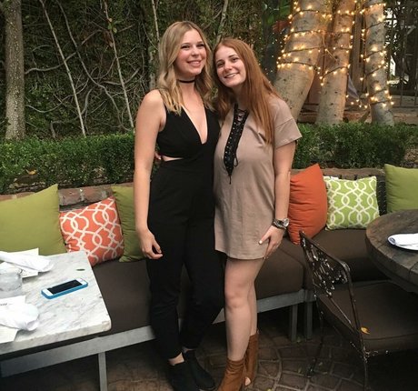 Sammy Jerrard actrice sexy img