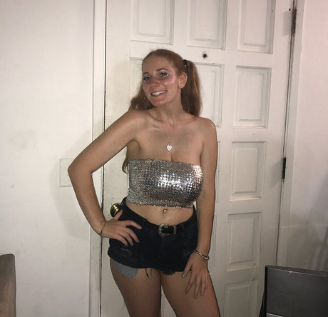 footjob pour ados uniquementfans chaud gratuit des photos