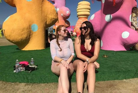 Sammy Jerrard actrice érotique images