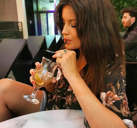 Vicki Walker mannequin collection