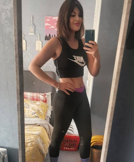 latina épaisse uniquementfans pornographique adulte image