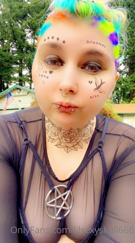 Skylar Rose Zombiez star du sexe archive