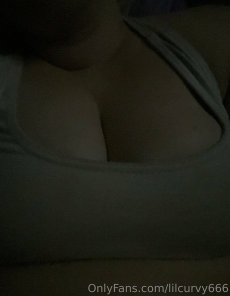 Skylar Rose Zombiez modèle porno des photos