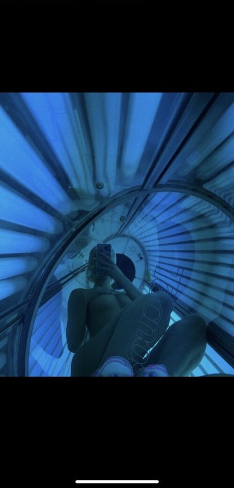 blonde en forme onlyfans gratuit image