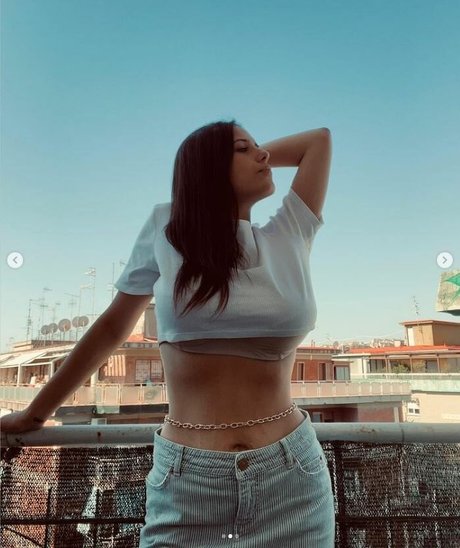 Maria Vittoria modèle magnifique images