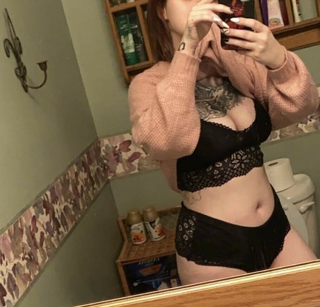 lingerie milf uniquementfans nu libre collection