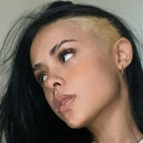 Kawencinha jolie star du porno photo