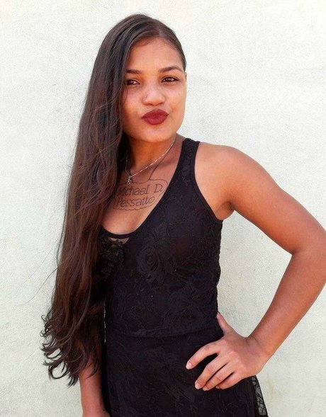 Ester Tigresa star du sexe galerie