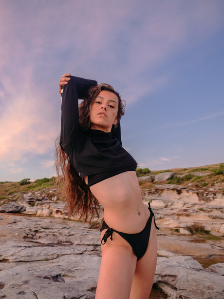 lingerie blanche onlyfans pornographique sympa archive