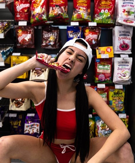 reine de pique onlyfans érotique exclusif archive