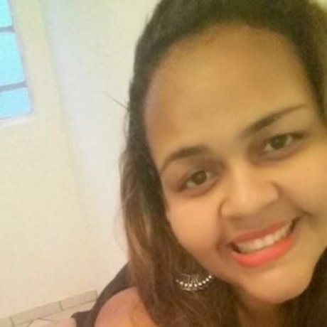 Kamilona étoile de l'art des photos