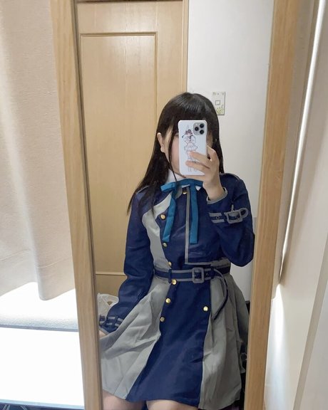 meru12sai modèle chaud des photos