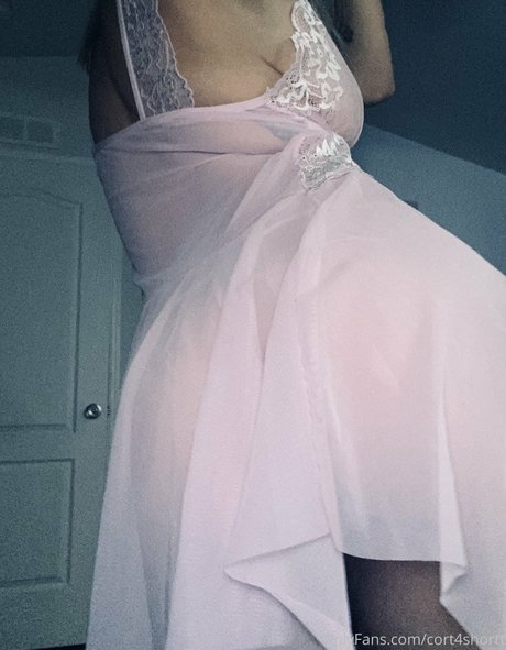 cort4shortt star érotique img