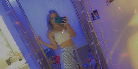 cort4shortt art star du porno img