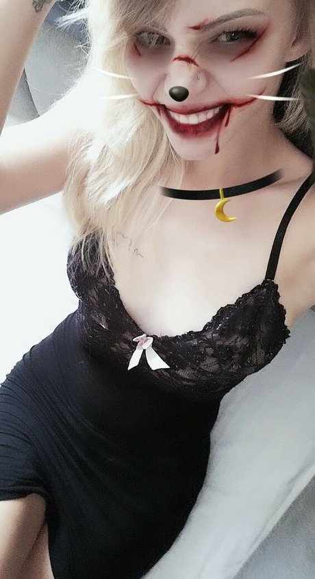 Sandra Gowska star du porno nue des photos