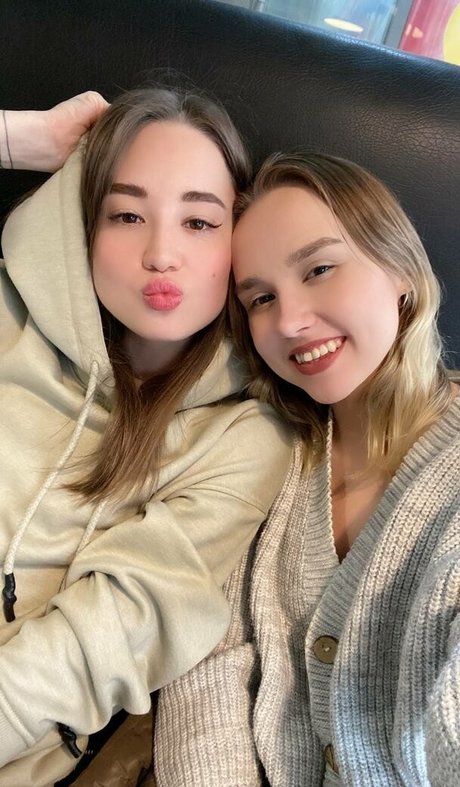 DollHole GrabFuck actrice chaude photo