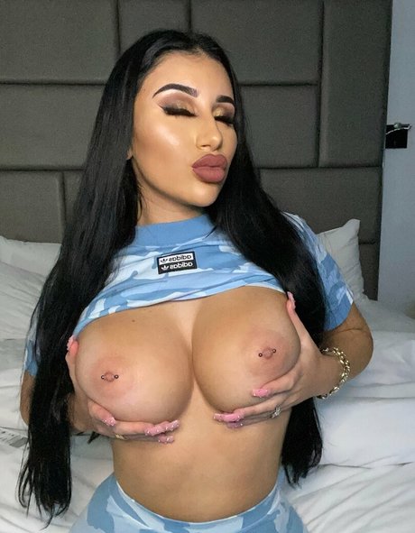 Mikaelatesta star du porno hd images