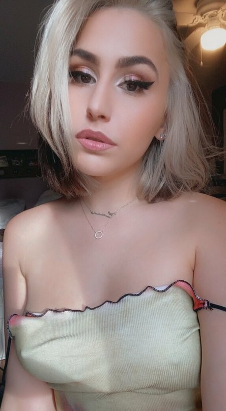 Jacqui modèle pornographique img