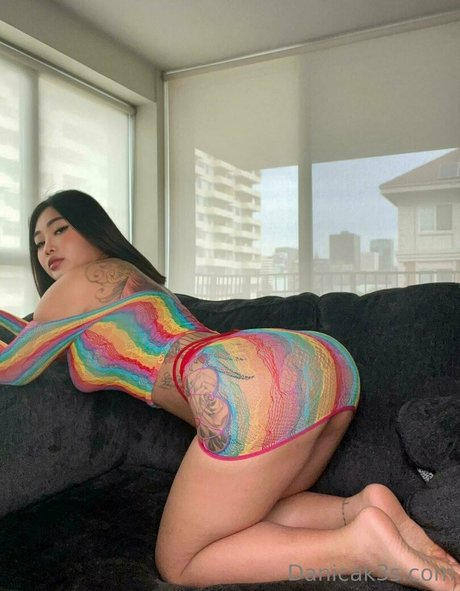 DaniCak3s actrice artistique des photos