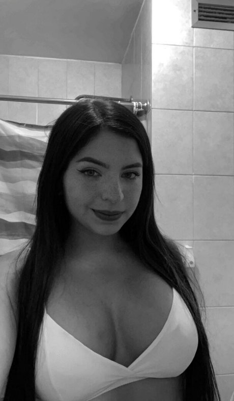 Marianyyaa étoile chaude collection