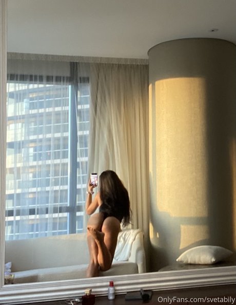 Sveta Bilyalova star du porno chaude image