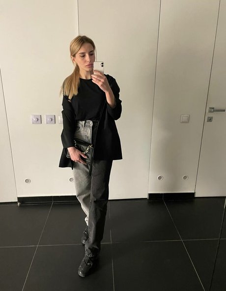 Kris Blow star du porno sympa galerie