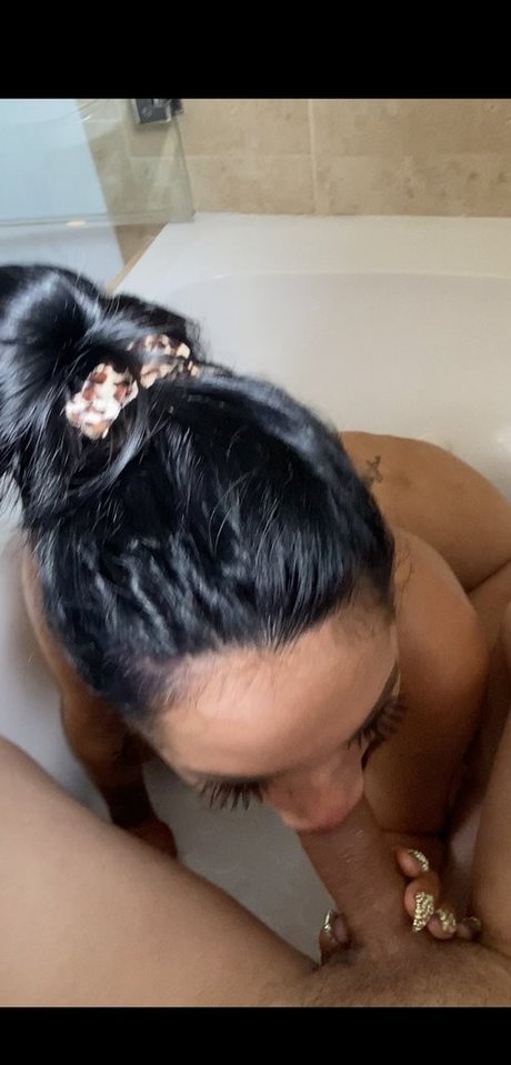 fans asiatiques sexy uniquement nus érotiques img