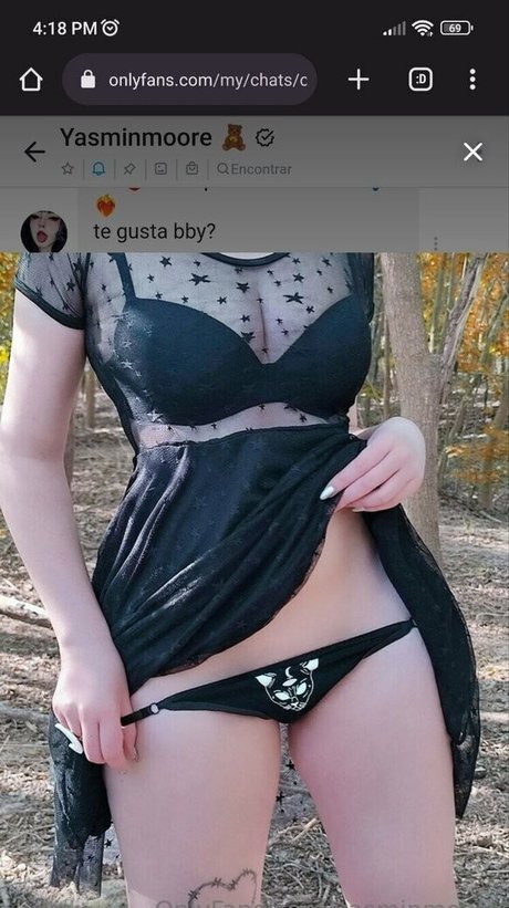 Yasmin Moore étoile xxx des photos