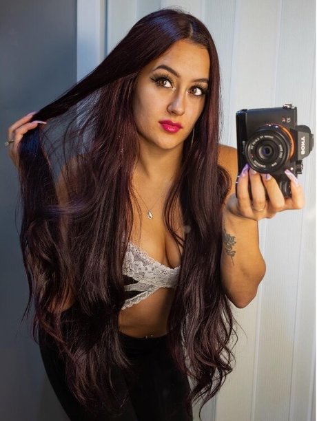 Keona Dove xxx étoile galeries