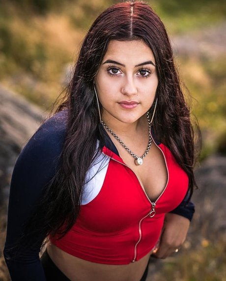 Keona Dove belle étoile photos