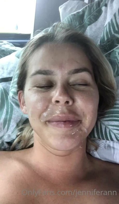 maman blonde onlyfans érotique en haute qualité image