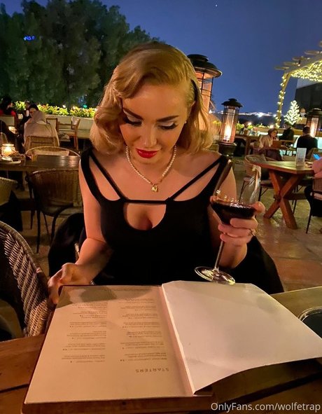 Wolfetrap actrice adulte image