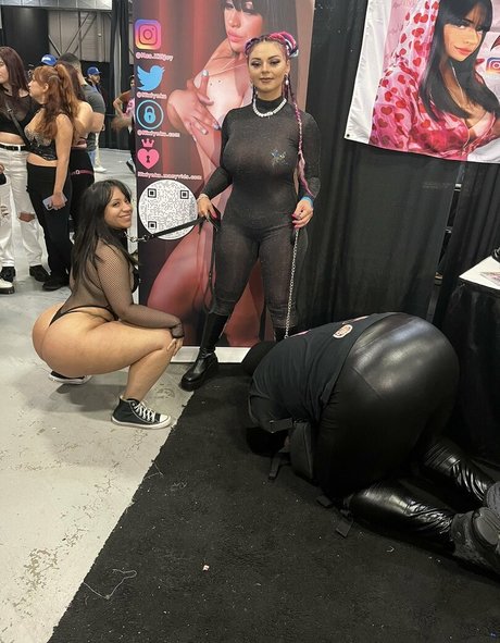 Nixlynka star du porno chaude img