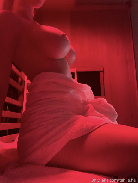 chaton potelé uniquementfans porno artistique img