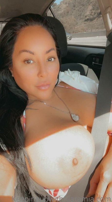 pantalons de yoga onlyfans beau haut des photos