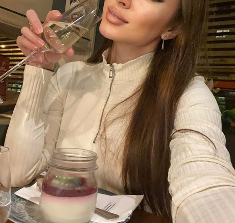 dommy nika modèle de sexe images