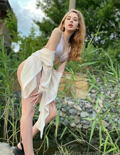 lil virgin modèle artistique photos