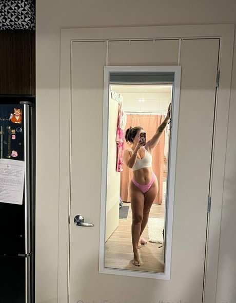 Taylor Satomi actrice de sexe images