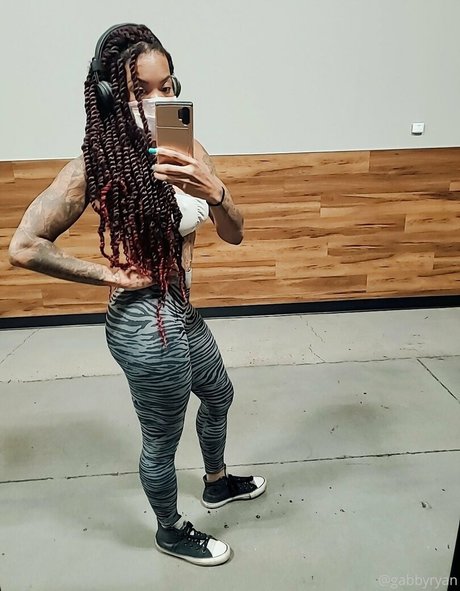 GabbyRyan étoile érotique galerie