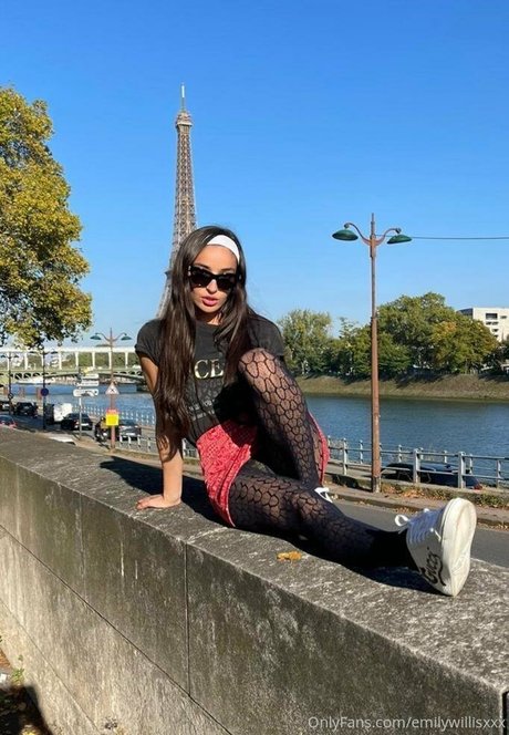 plage seins nus onlyfans chaud de haute qualité images